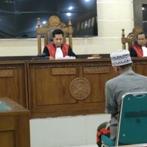 Sidang Perdana Kasus Pembunuhan Bos Roti Maros dan Anaknya di Pengadilan Negeri Maros