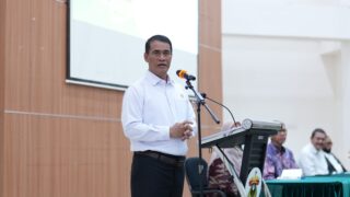 Hadir di Unhas, Mentan Amran Tegaskan Kebijakan Jadi Kunci Transformasi Pertanian Nasional